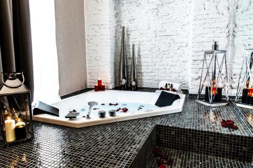 Dharma Style & Hotel Rom